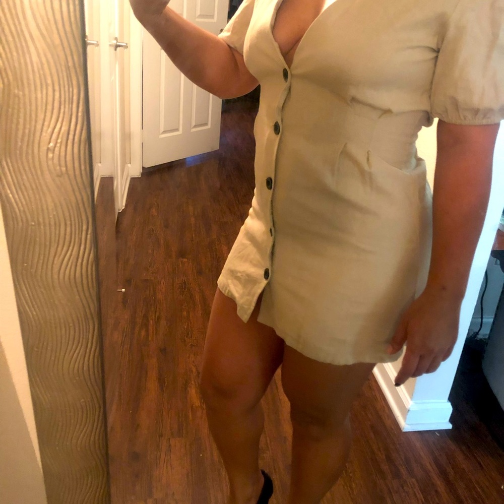 Avantlook mini dress. 100% Linen